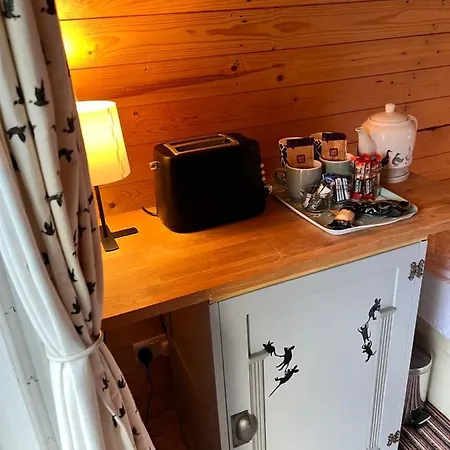 Blackbrook Lodge Camping Pods Belper Exterior foto
